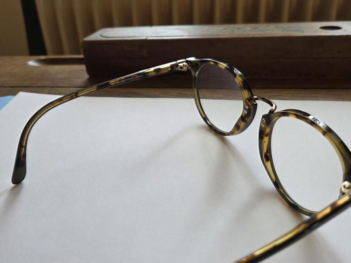 Paul and Joe - Queen04 49&curren;19