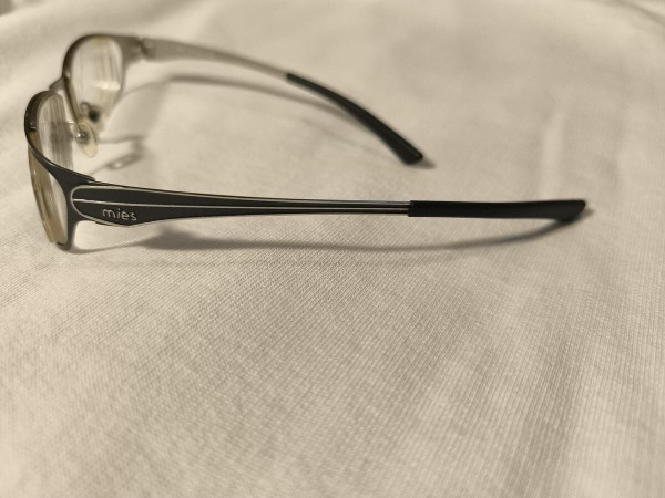 MIES  - MIE01C04 - 52&curren;17