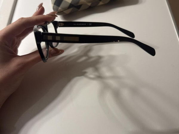 Burberry - B2136300152&curren;16135