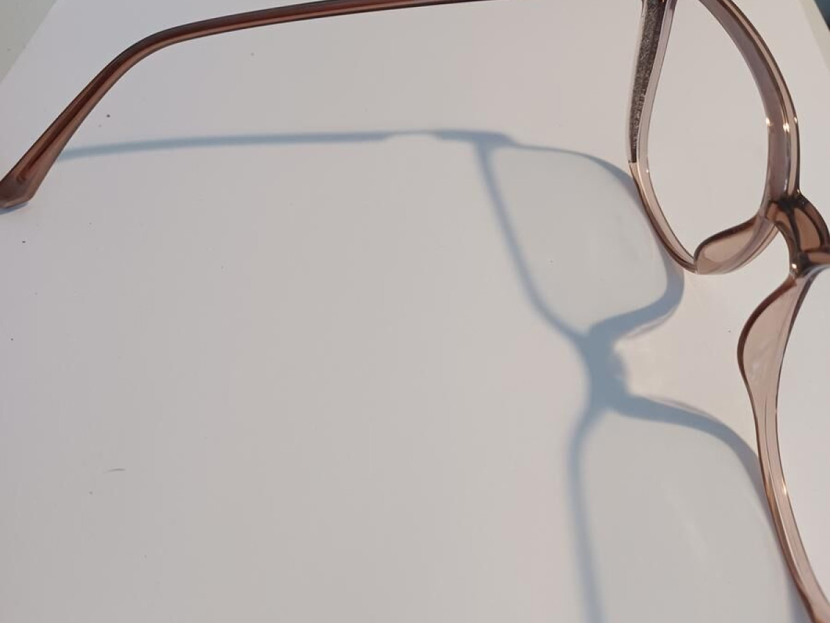 Monture papillon en ac&eacute;tate taupe et d&eacute;tails strass sur le c&ocirc;t&eacute; Firmoo - 0189 54 15-143-C7 54&curren;15