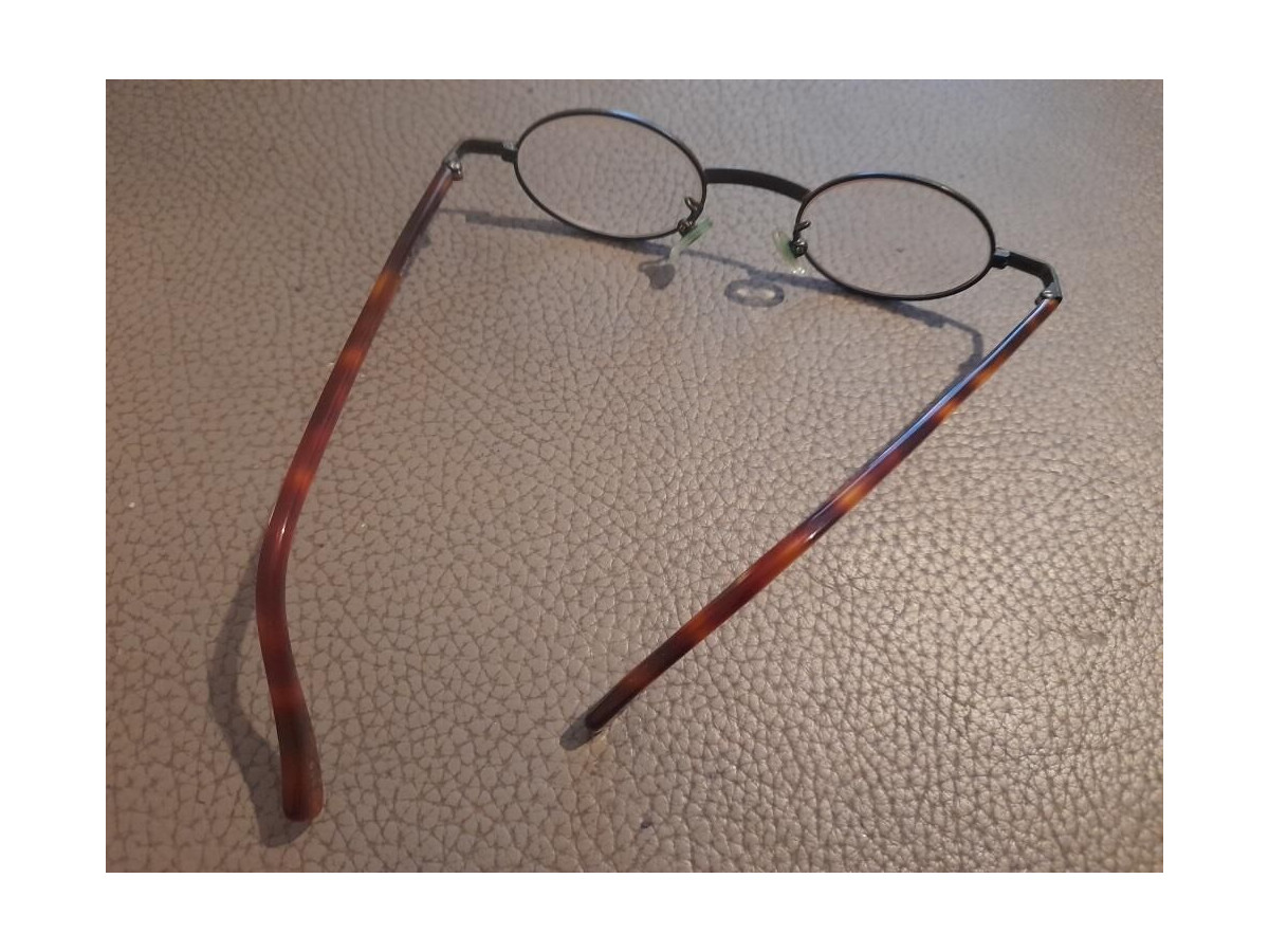 Face à Face - Nomad 42 21 42¤25