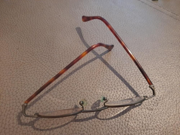 Face à Face - Nomad 42 21 42¤25