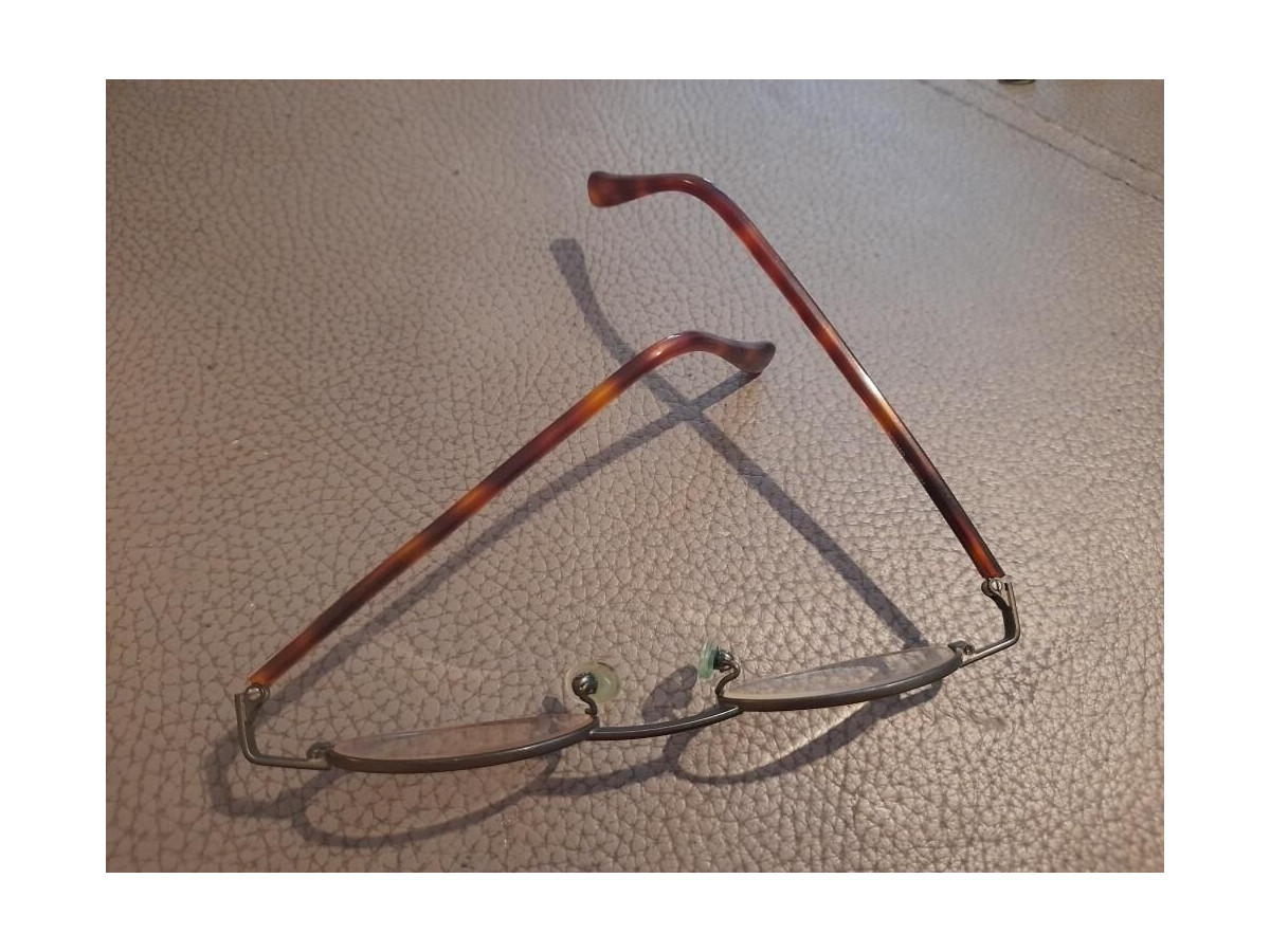 Face à Face - Nomad 42 21 42¤25