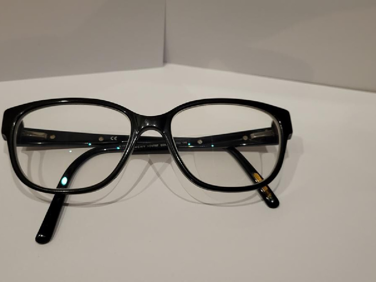 Givenchy - Vgv787 col0700