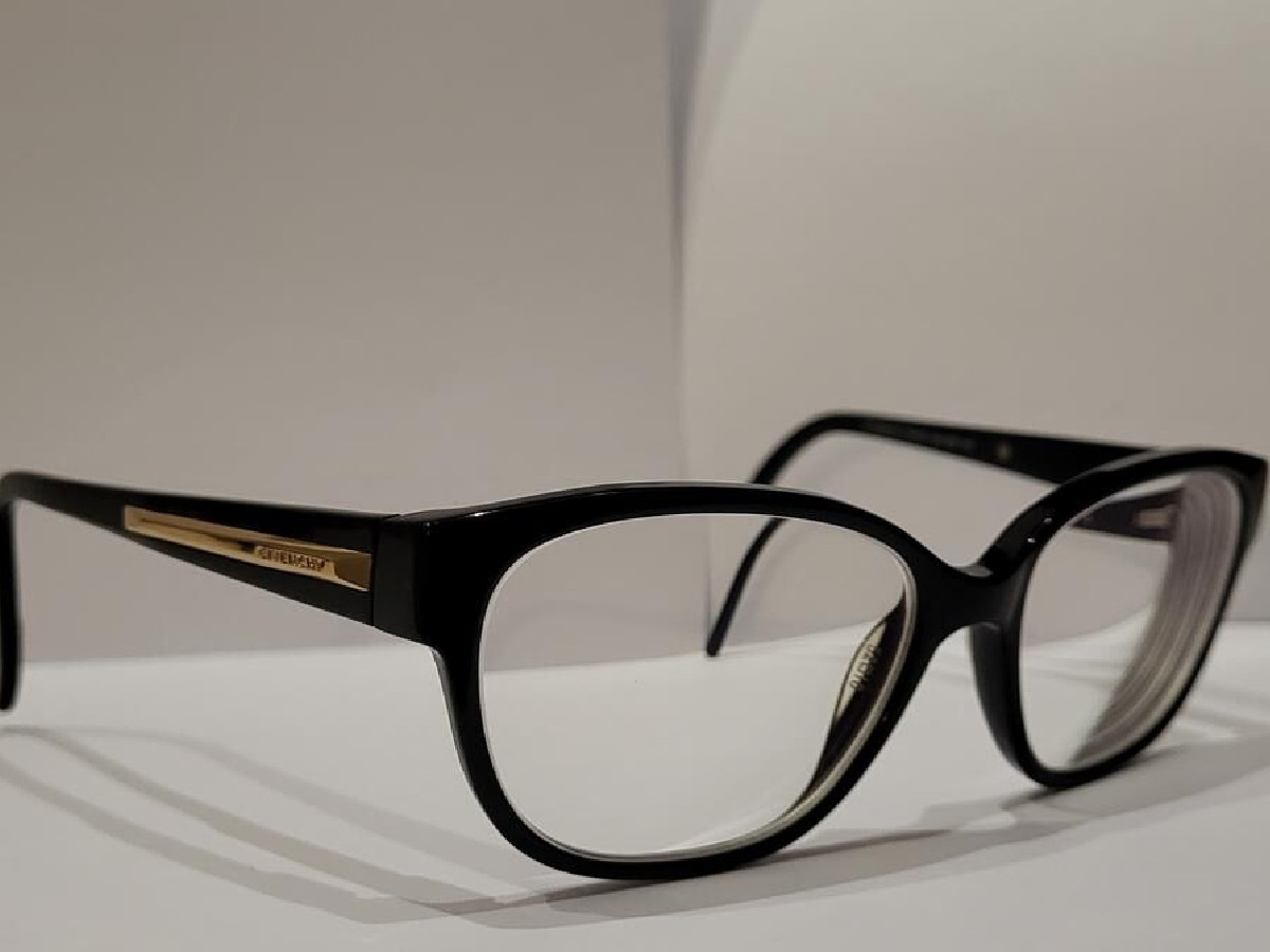 Givenchy - Vgv787 col0700