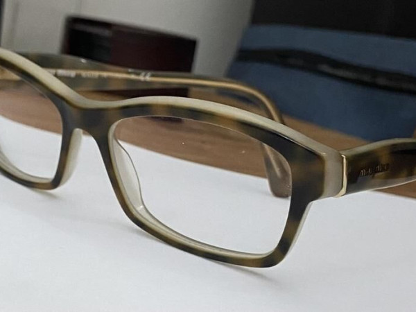 MIU MIU  - 54 16 HAH-101 140