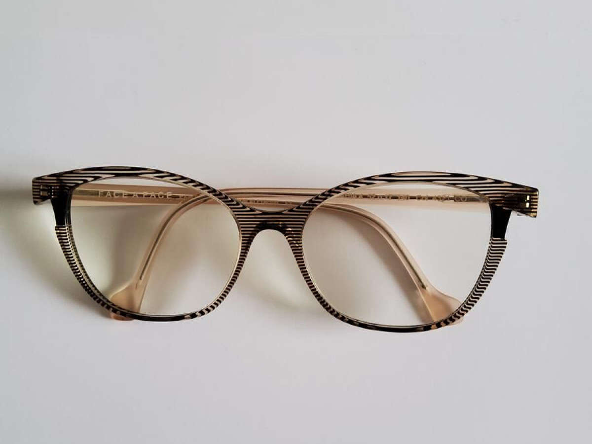 Face &agrave; face - Bahia452 17 55&curren;10