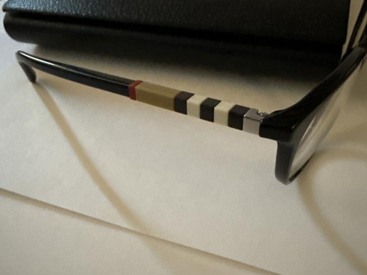 Burberry - BE2205 3001