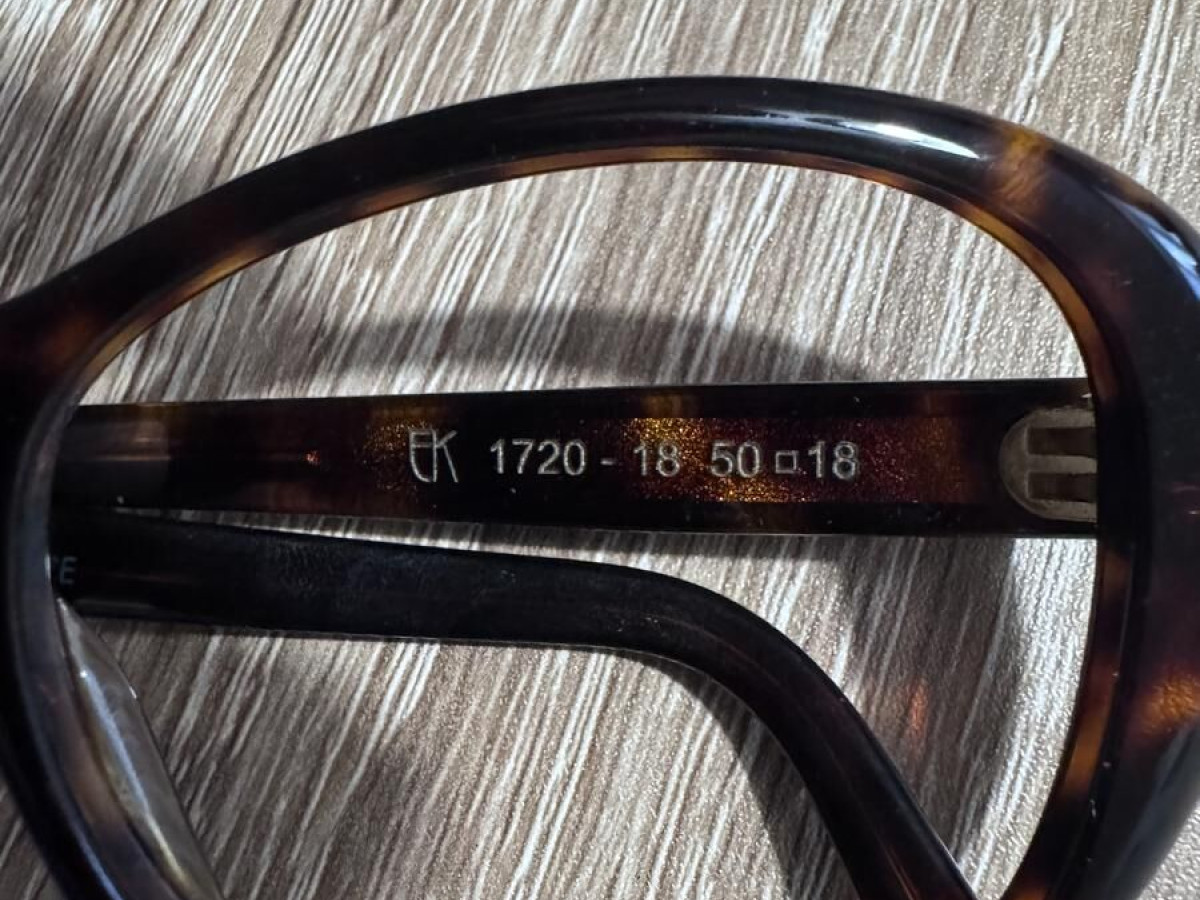 Emmanuelle khan - ek1720-18 50&curren;18