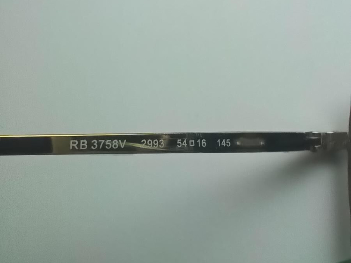 Ray-Ban - RB3758V  54&curren;16