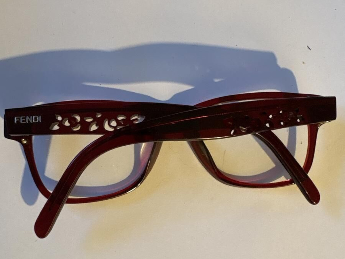 FENDI - F 885 518 135