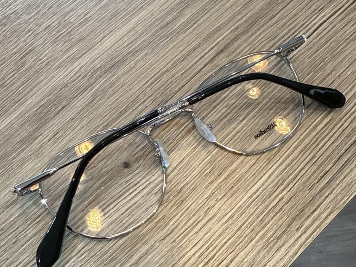 Gigi studios  - Sea 49&curren;20