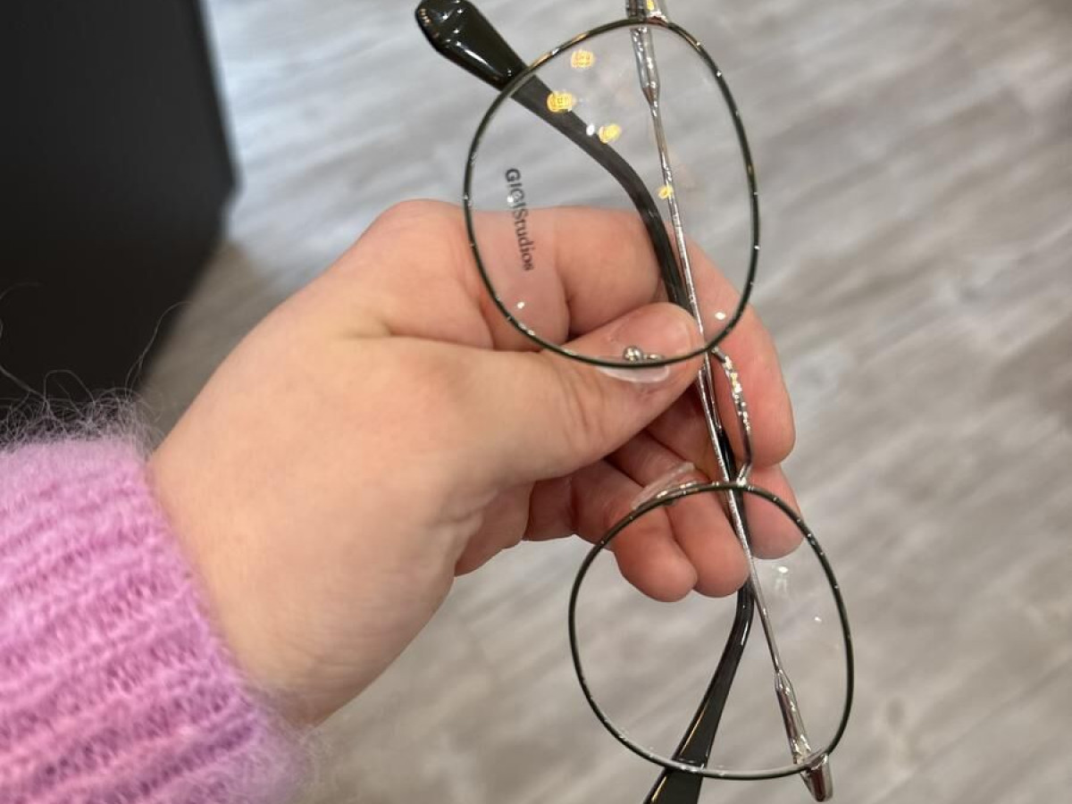 Gigi studios  - Sea 49&curren;20