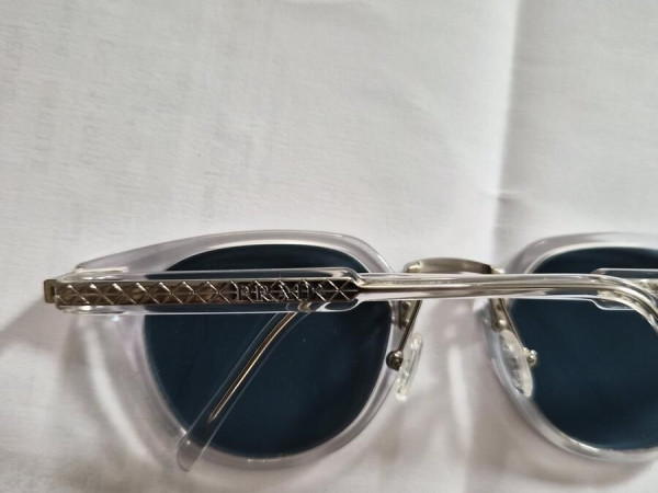 Prada - SPR 17Y 49&curren;22