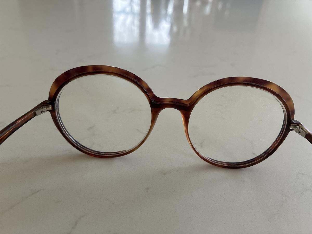 Caroline Abram - Ella