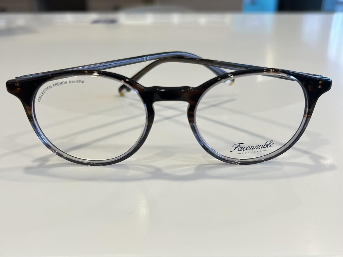 Fa&ccedil;onnable - FR001 EFGR  49&curren;19