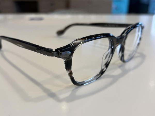 Fa&ccedil;onnable - NV305 E296 48&curren;22