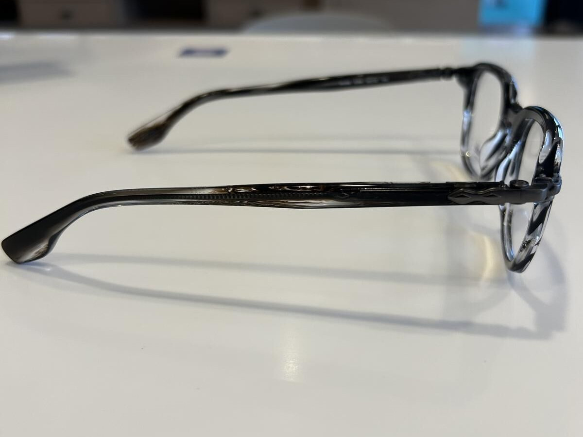 Fa&ccedil;onnable - NV305 E296 48&curren;22