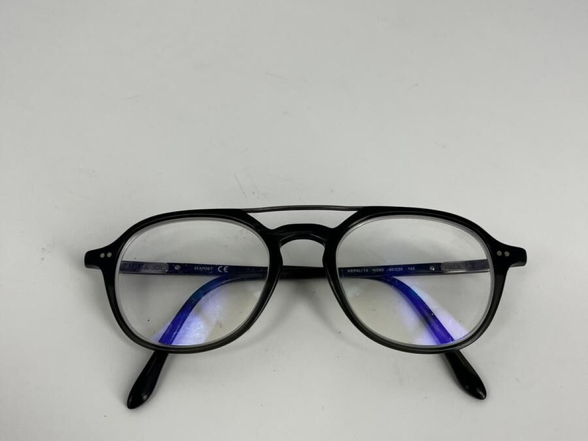 paul & joe - nepali13 no65 50&curren;20