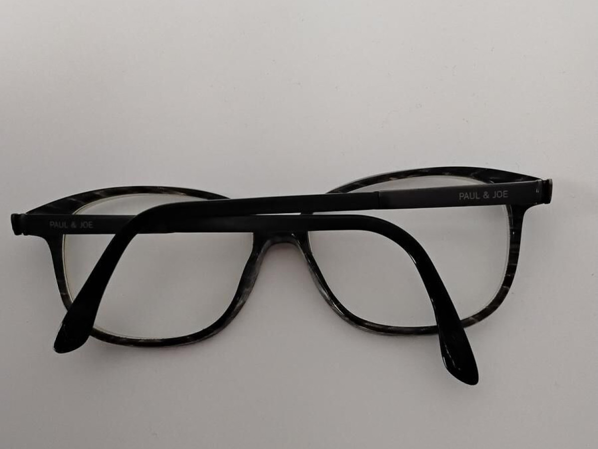 PAUL & JOE - FAUVE 02 GR72 53□14 135