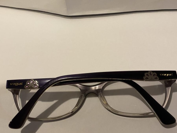 Vogue  - VO2737 52&curren;16