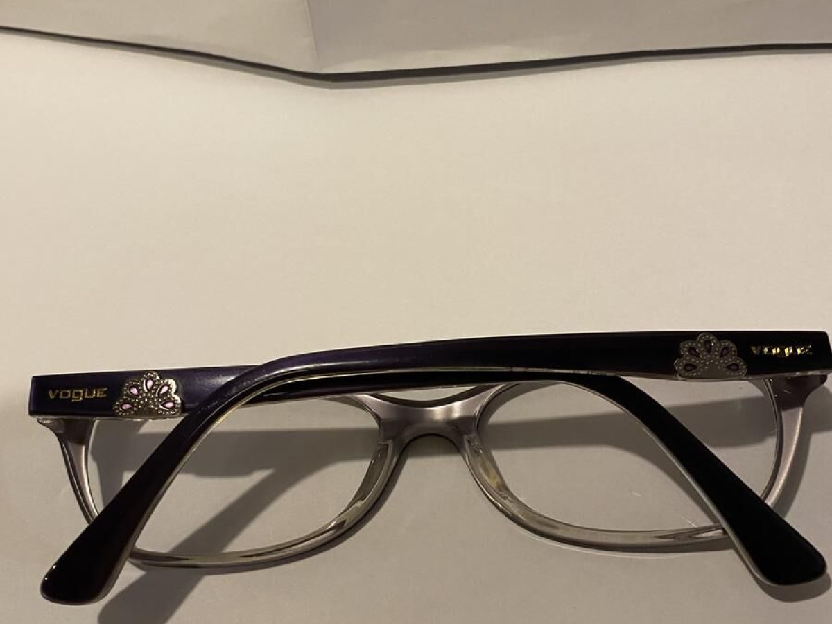 Vogue  - VO2737 52&curren;16