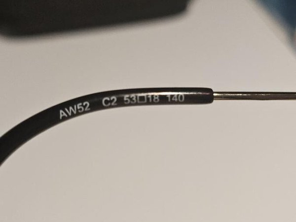 Lou - AW52 53&curren;18