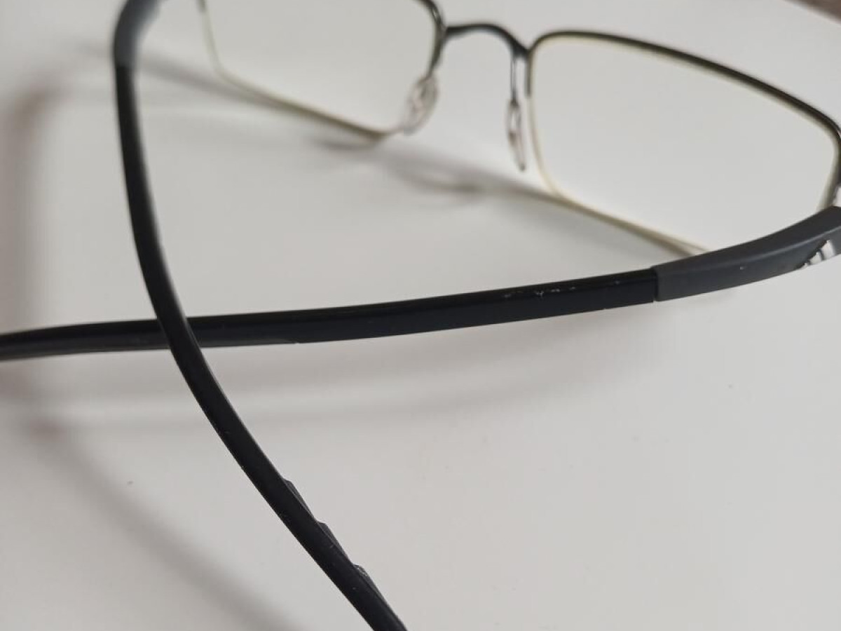 Adidas  - a629606057