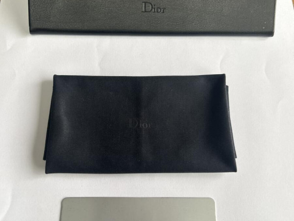 Christian DIOR  - Num&eacute;ro 18