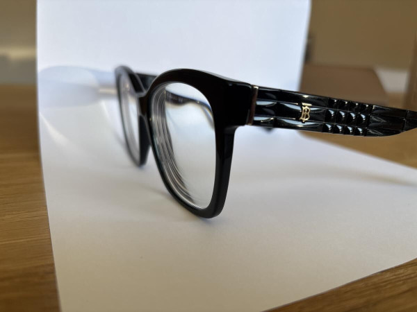 BURBERRY - B23633 001 53&curren;17 140