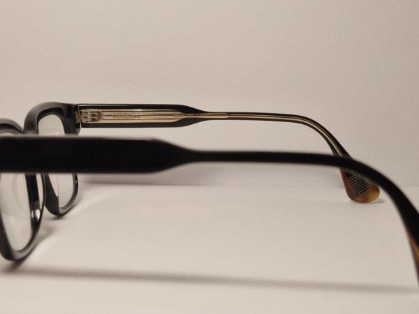 GIGI Studios -  MAGRITE 53&curren;18-147 1228  6643/1