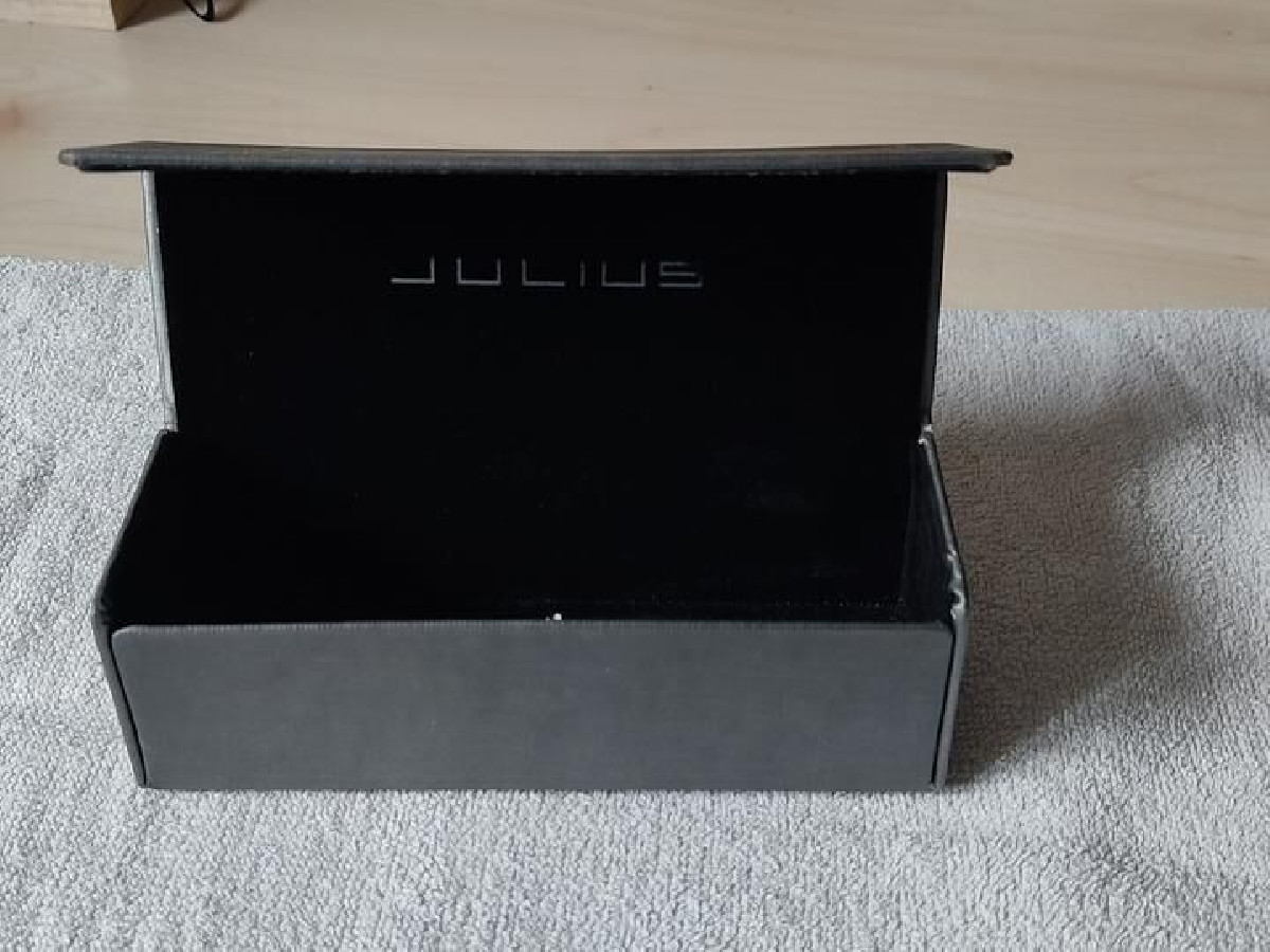 Julius  - juam30  6954192652124