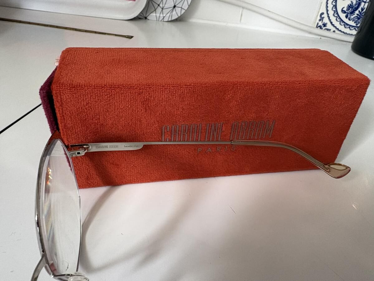 Caroline Abram - Jenny 258  53&curren;18 140