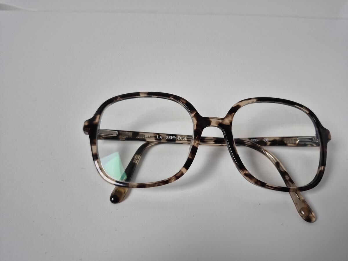 La paresseuse - Par2206 330 52&curren;19