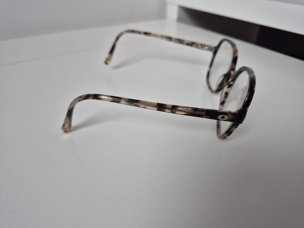 La paresseuse - Par2206 330 52&curren;19