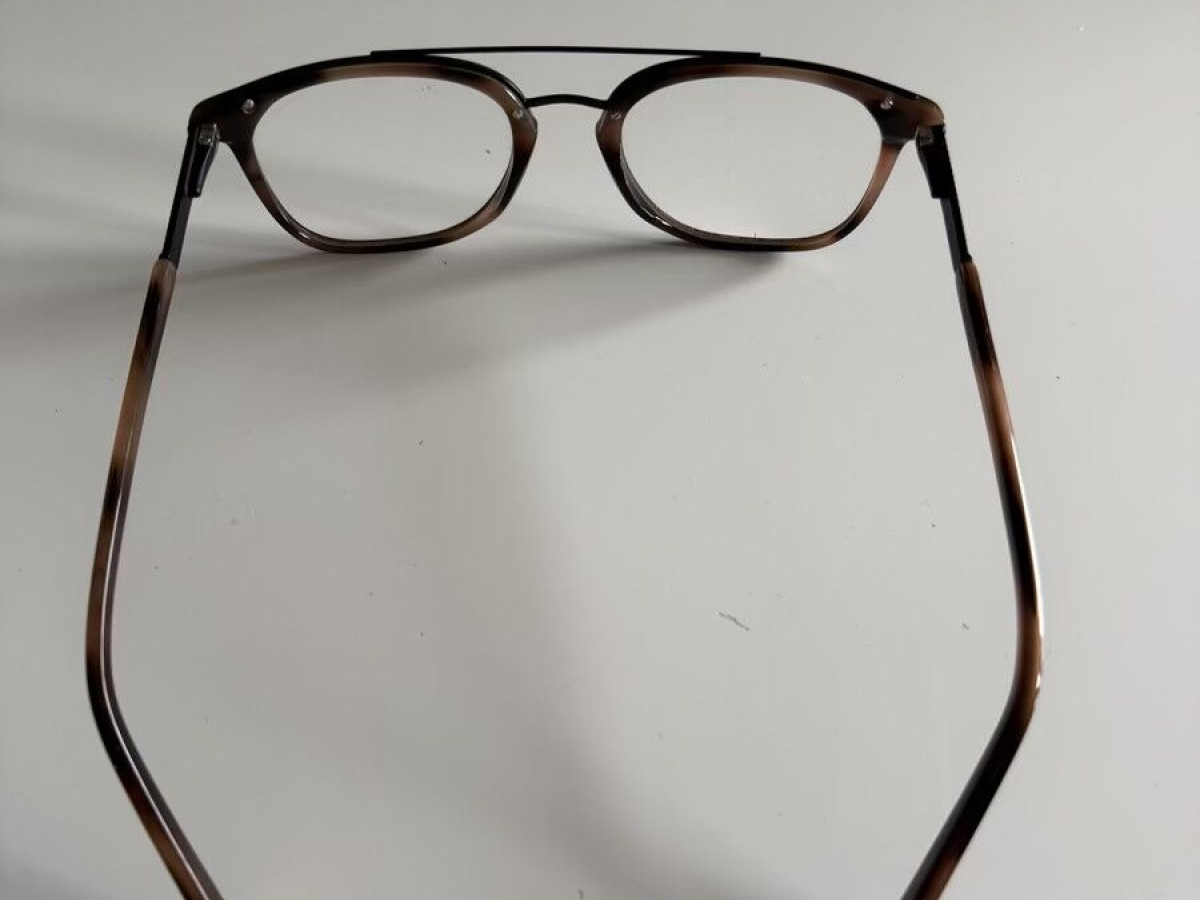 CLYDE - Tine story of clyde