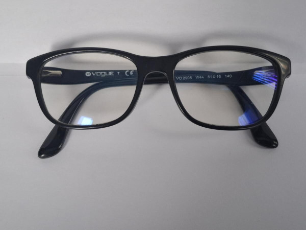 Vogue - W445116140 51&curren;16