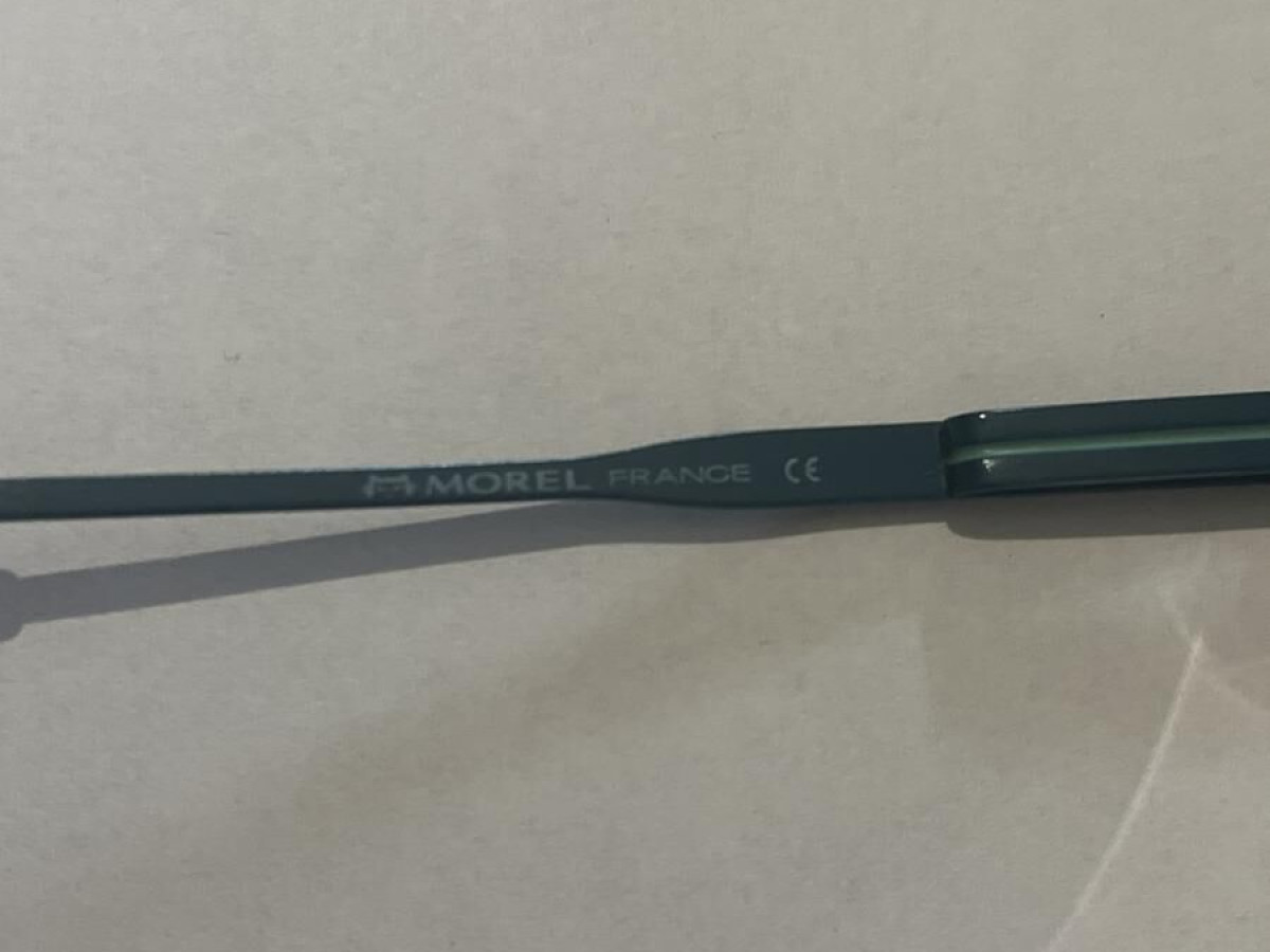 Morel - 40192N 51&curren;18 14