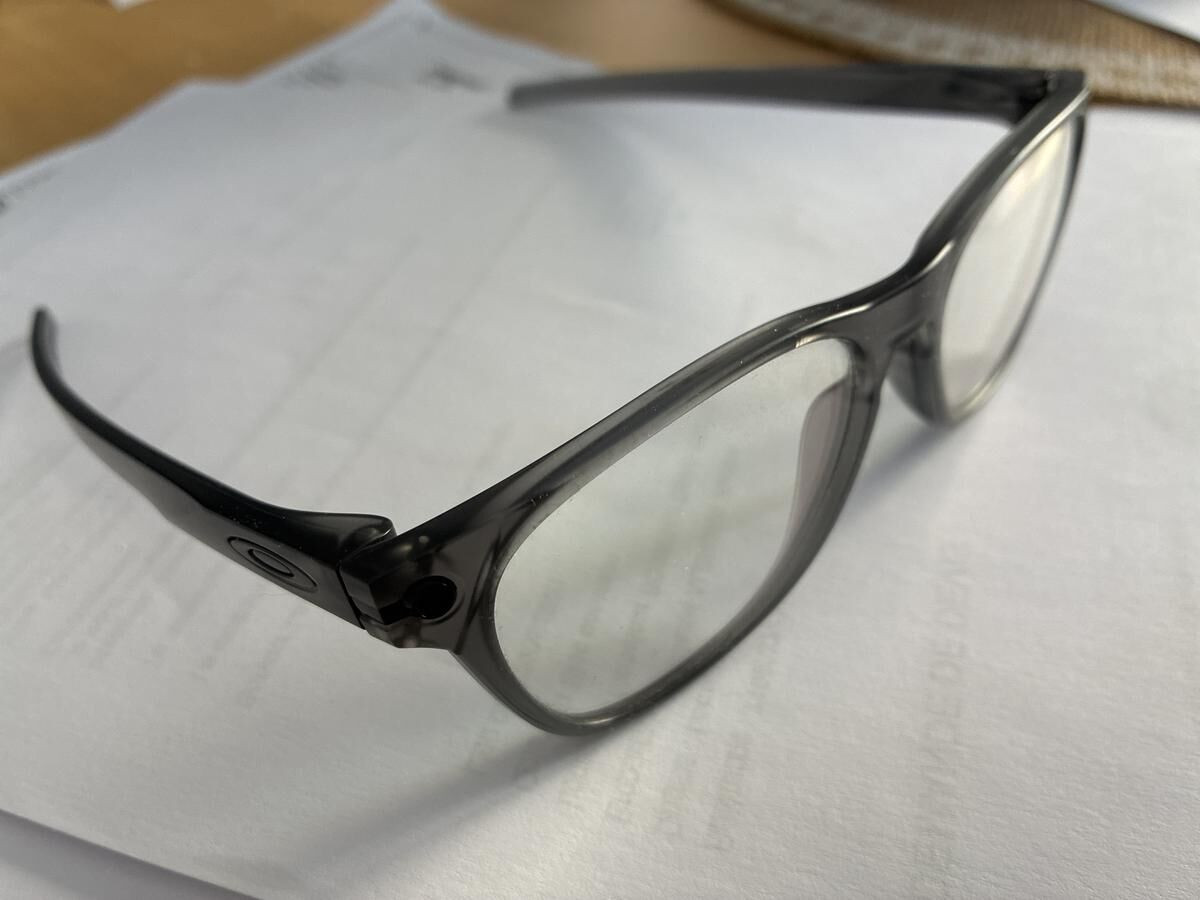 Okley - 140 Ox8177-0254