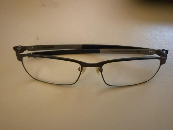 OAKLEY mod&egrave;le TINCUP - 135OX3184-0256 54&curren;17