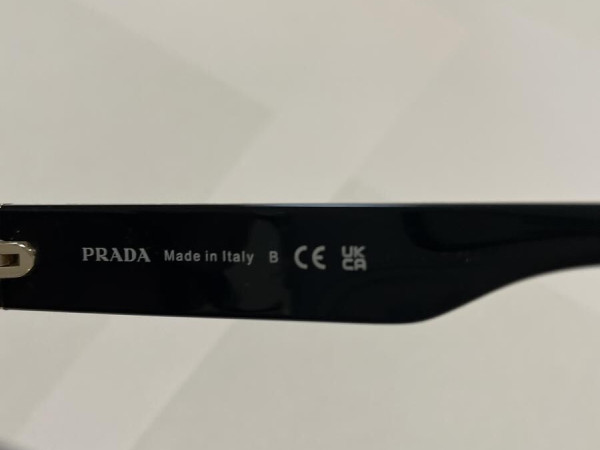 Prada  - Vpr 10w 54&curren;17
