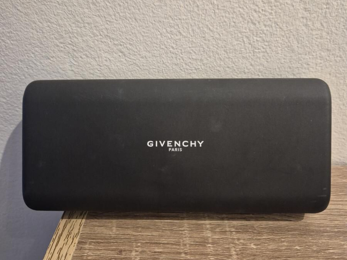 Givenchy - GV0140J5G140