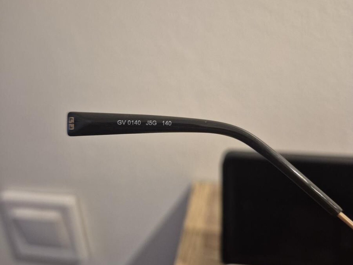 Givenchy - GV0140J5G140