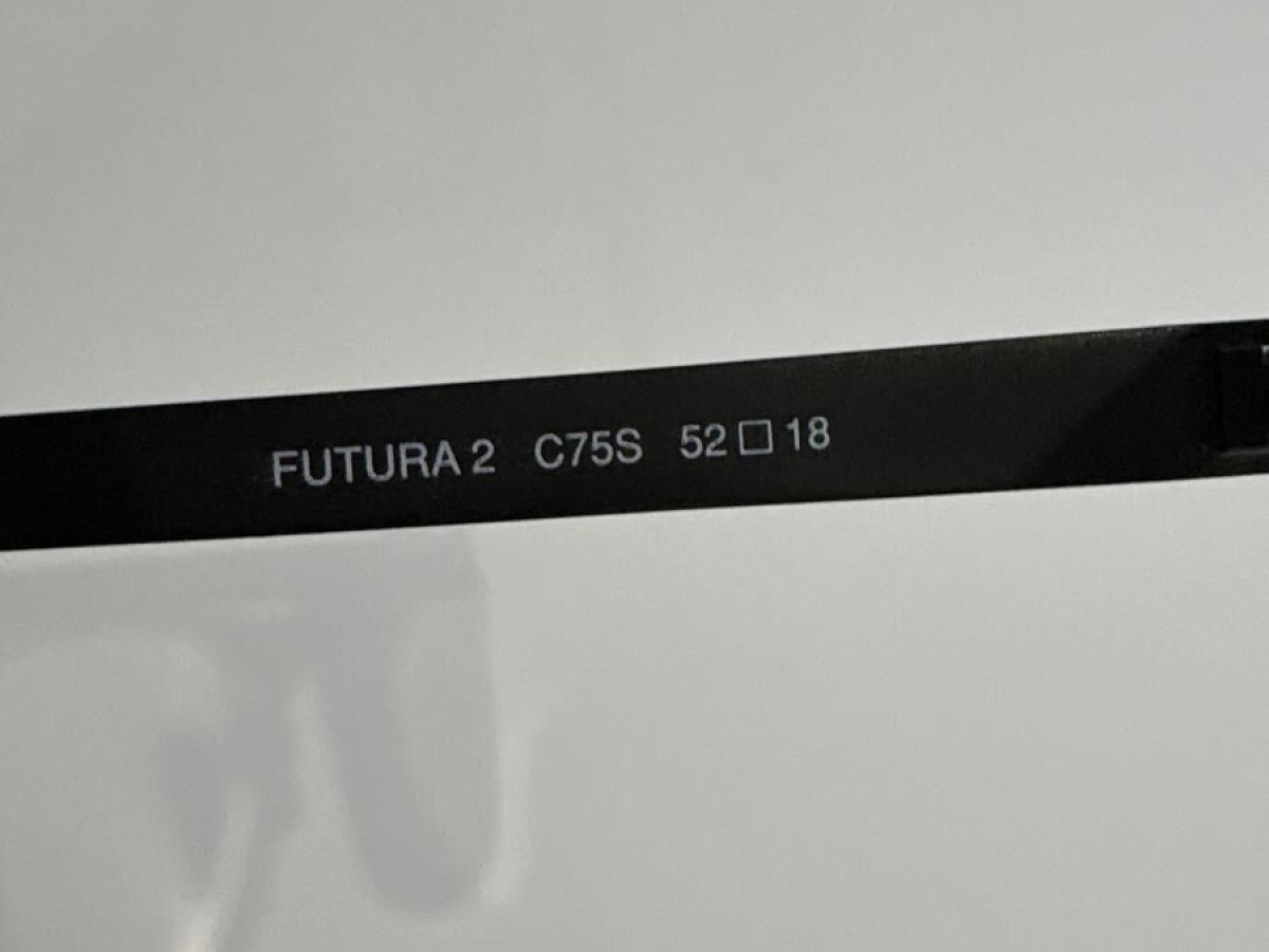 Parasite - Future 2 52&curren;18