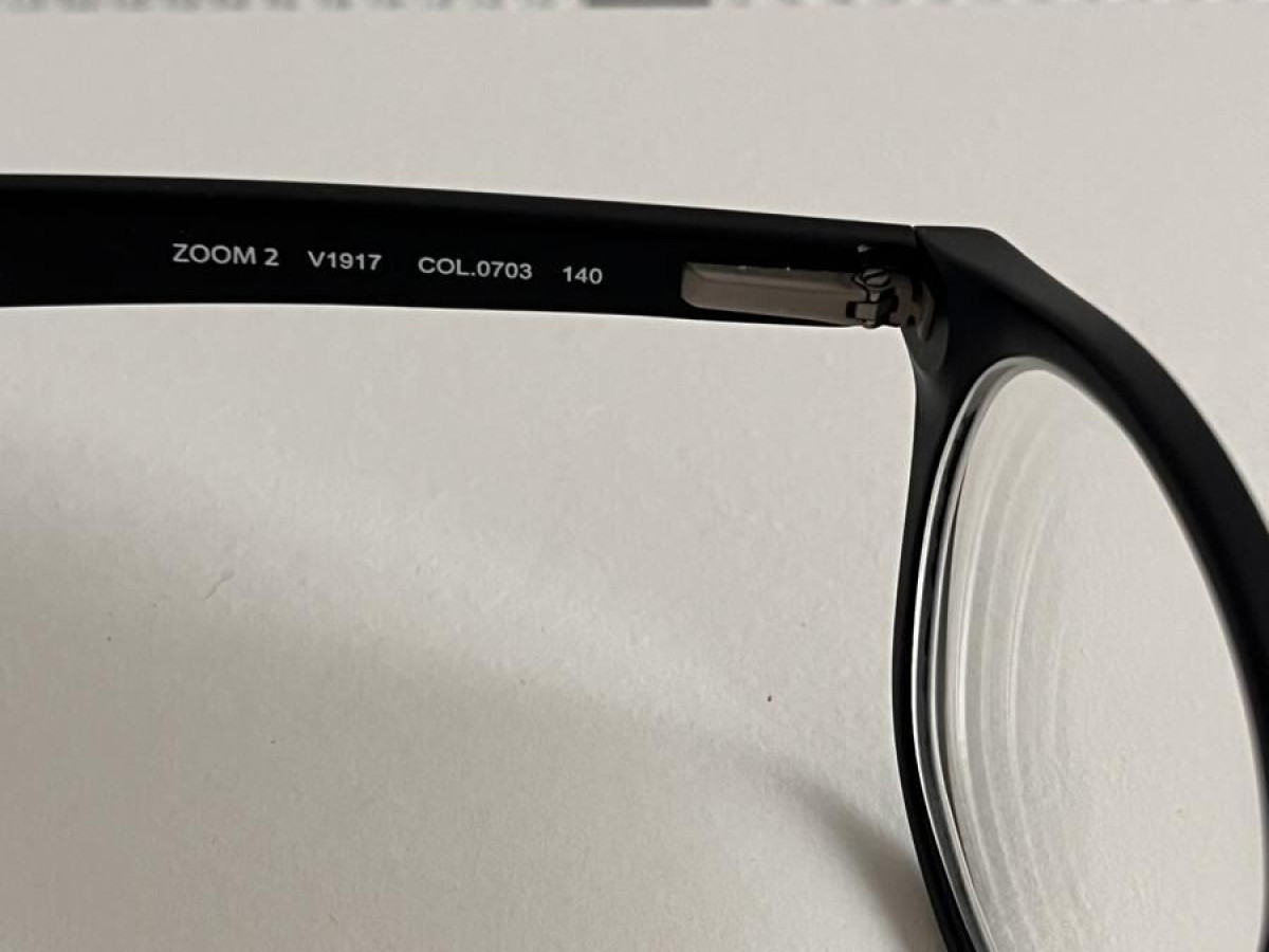 Police - Zoom2 V1917