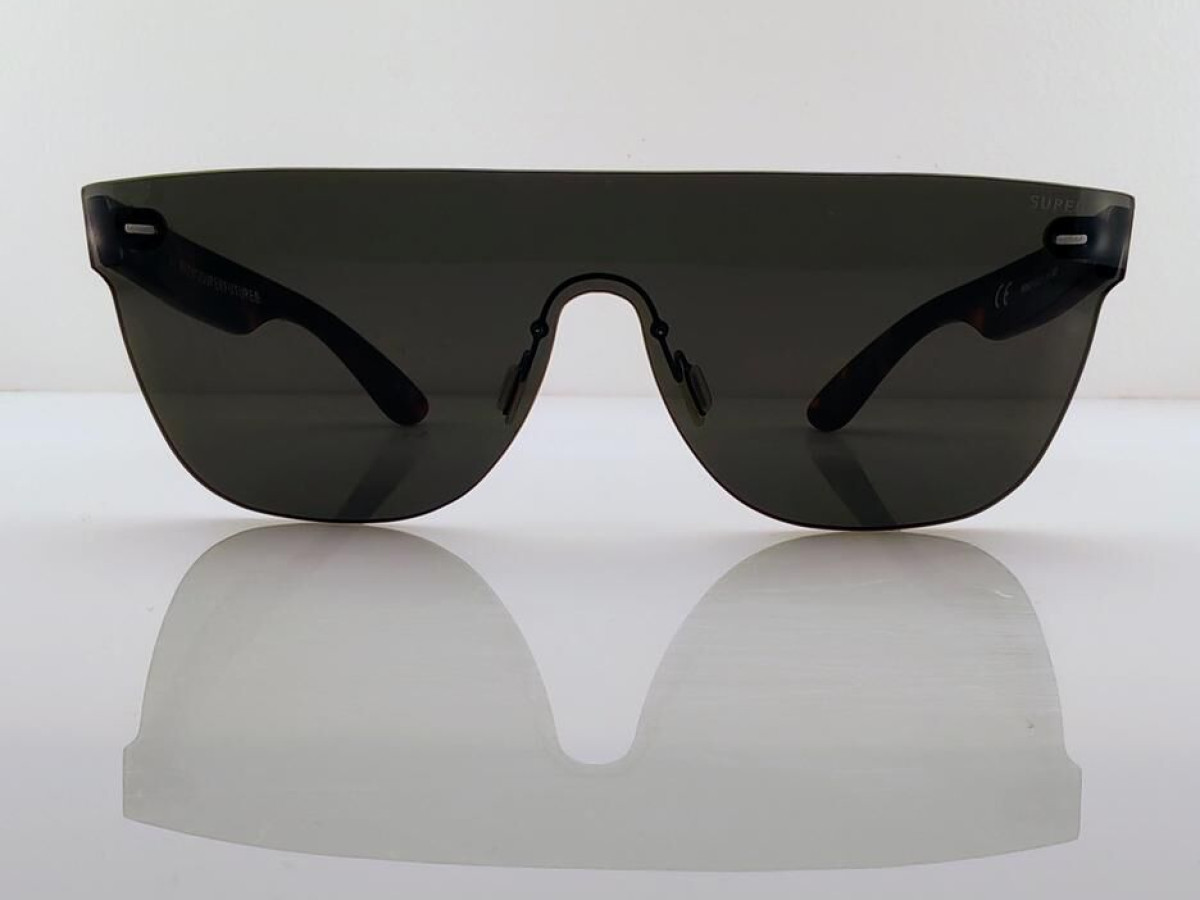 RETROSUPERFUTURE - HQO 3 AH16 R 3 57¤18