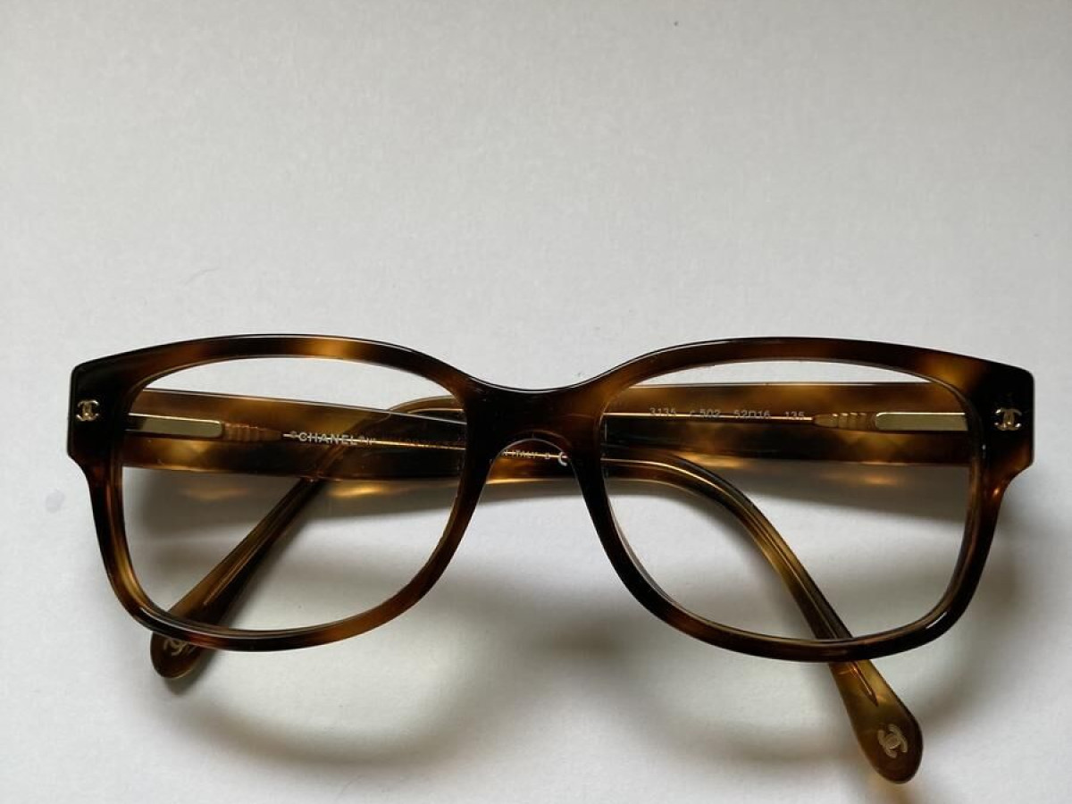 Chanel - 3135 c502 52/16 135