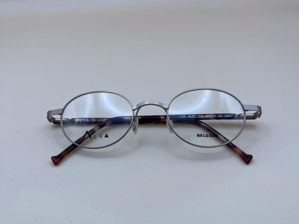 Kinto  - Alex S28 4420 44&curren;19