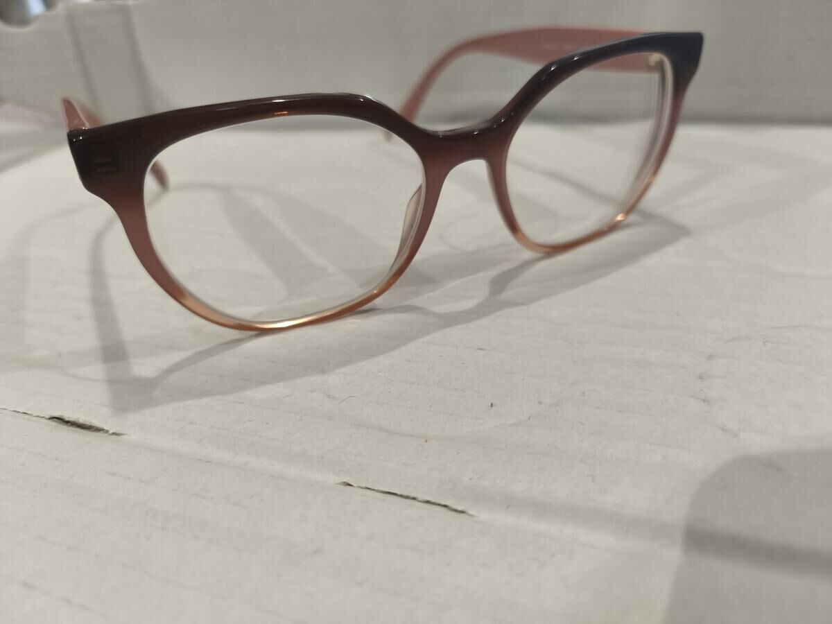 Prada  - VPR02U 52&curren;17