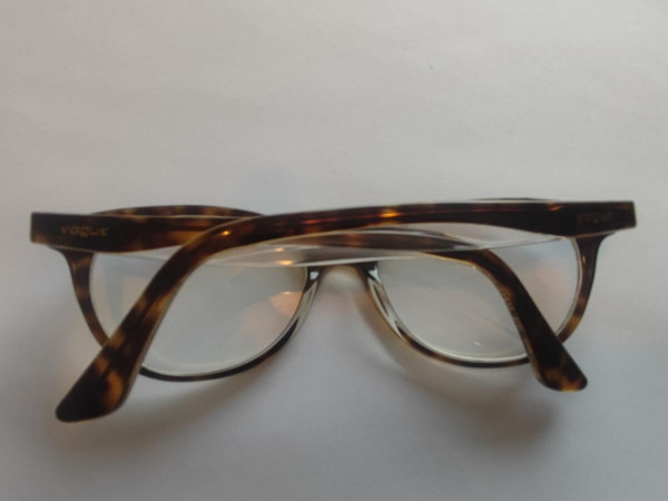 Vogue  - VO2962 1916 51/17 135 51&curren;17